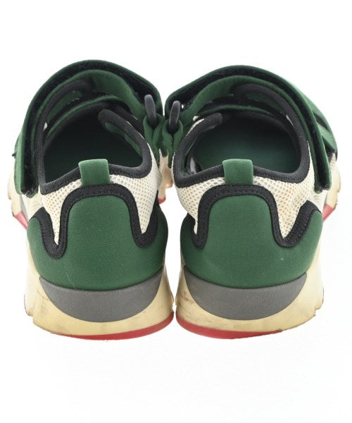 MARNI รองเท้าผ้าใบ