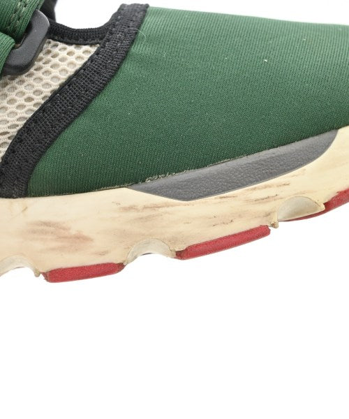 MARNI รองเท้าผ้าใบ