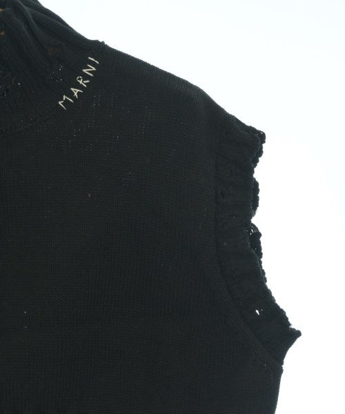 MARNI เสื้อแขนกุด