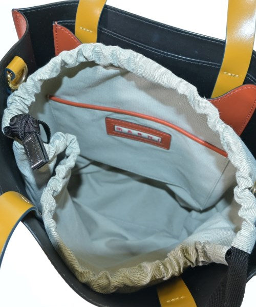 MARNI กระเป๋าถือขนาดใหญ่