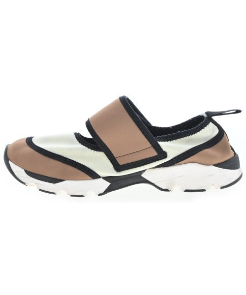 MARNI รองเท้าผ้าใบ