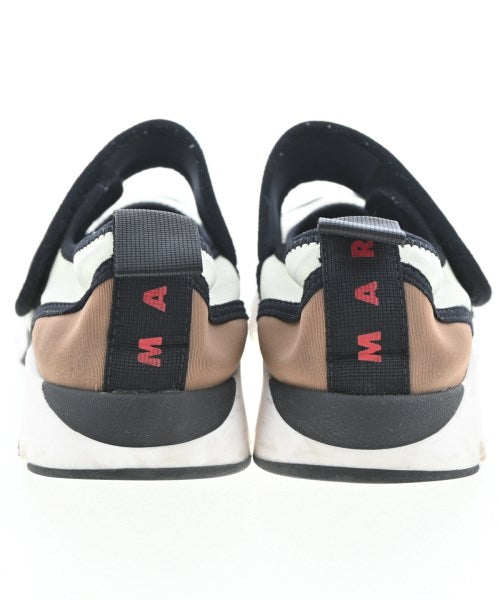 MARNI รองเท้าผ้าใบ