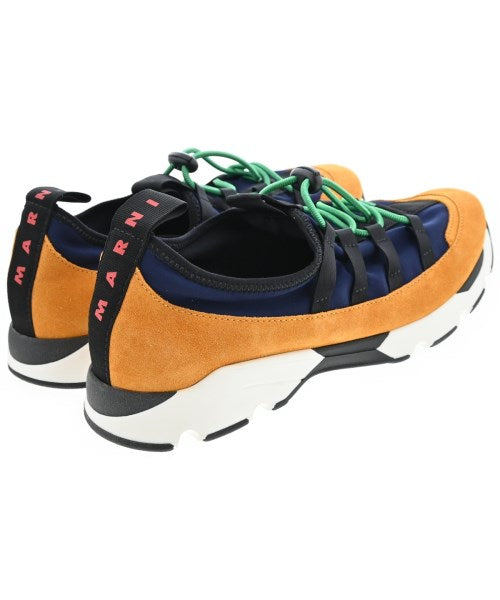 MARNI รองเท้าผ้าใบ