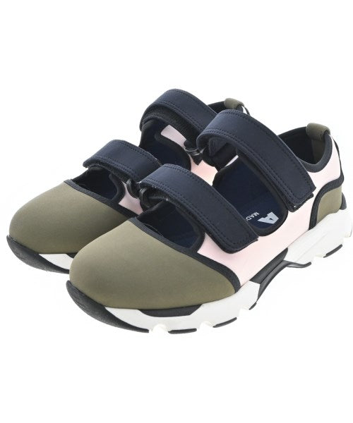 MARNI รองเท้าผ้าใบ