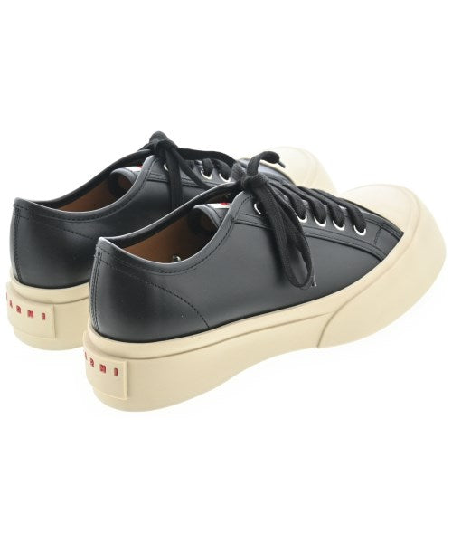 MARNI รองเท้าผ้าใบ