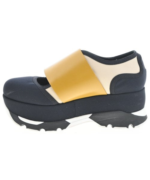 MARNI รองเท้าผ้าใบ