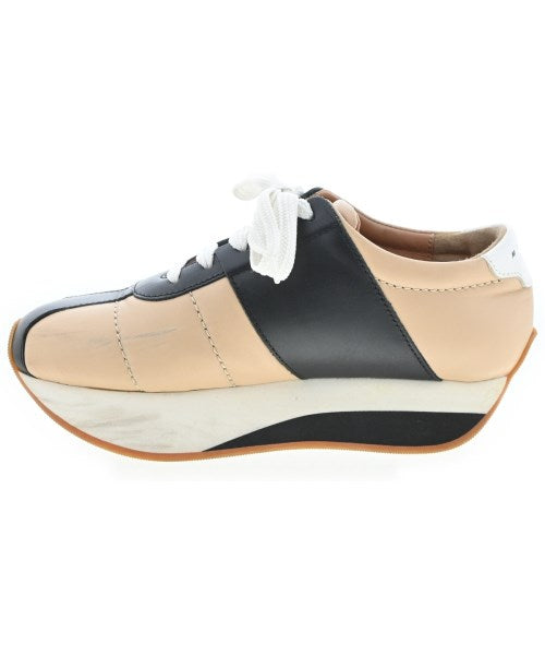MARNI รองเท้าผ้าใบ