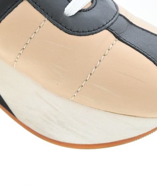 MARNI รองเท้าผ้าใบ