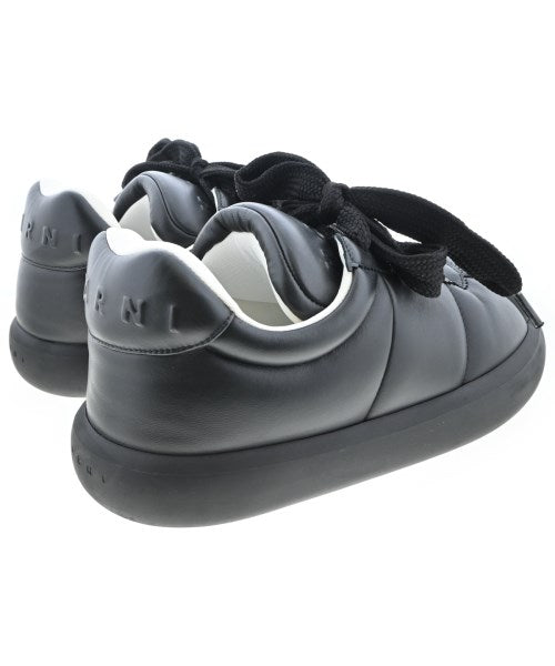 MARNI รองเท้าผ้าใบ