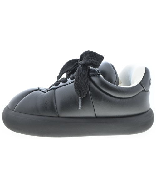 MARNI รองเท้าผ้าใบ