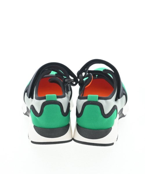 MARNI รองเท้าผ้าใบ