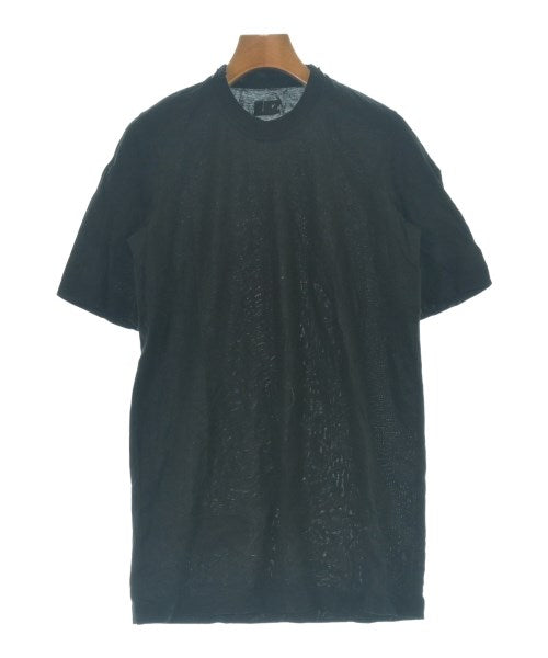 LUTZ เสื้อยืด/เสื้อท็อปส์