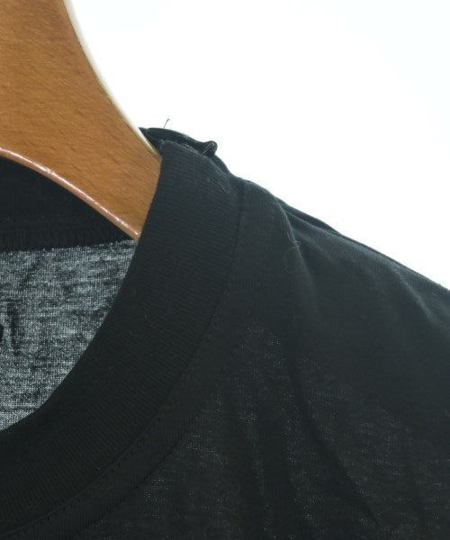 LUTZ เสื้อยืด/เสื้อท็อปส์