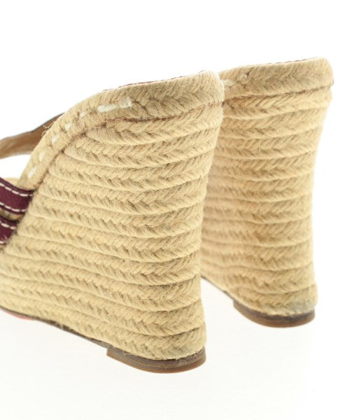 Christian Louboutin รองเท้าพื้นเชือกสาน