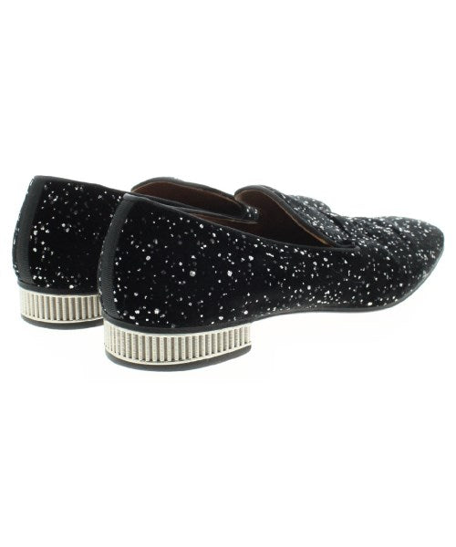 Christian Louboutin รองเท้าสวมทางการ