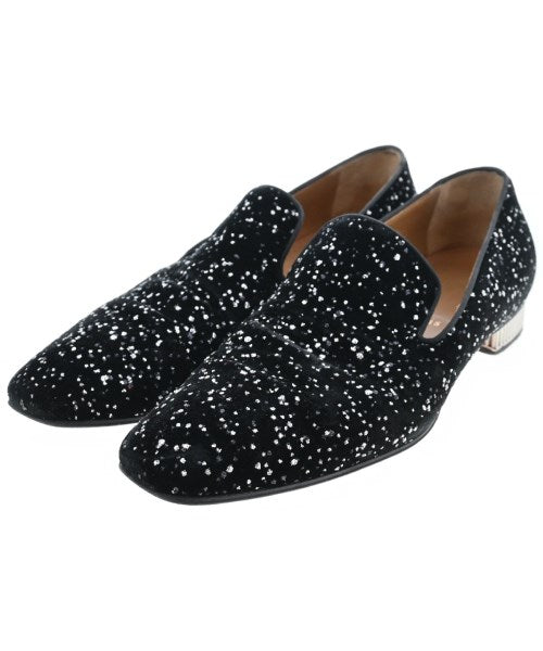 Christian Louboutin รองเท้าสวมทางการ