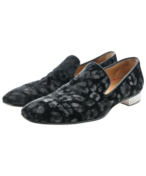 Christian Louboutin รองเท้าสวมทางการ
