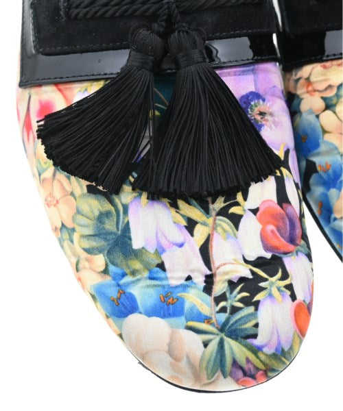 Christian Louboutin รองเท้าสวมทางการ