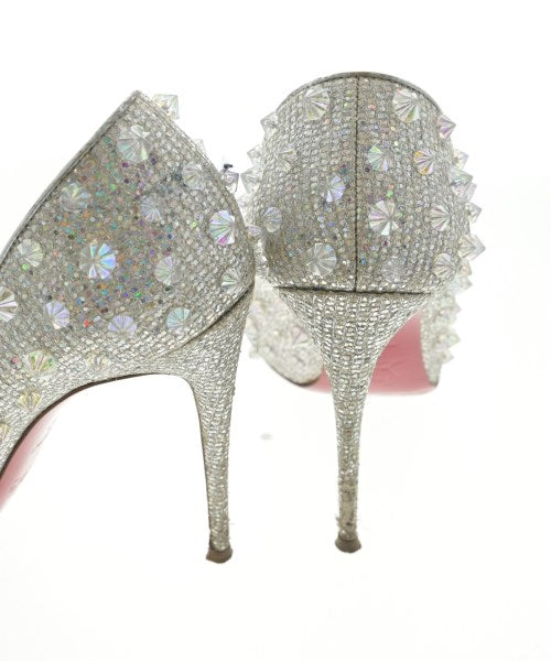 Christian Louboutin รองเท้าส้นสูง