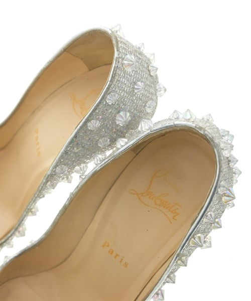 Christian Louboutin รองเท้าส้นสูง