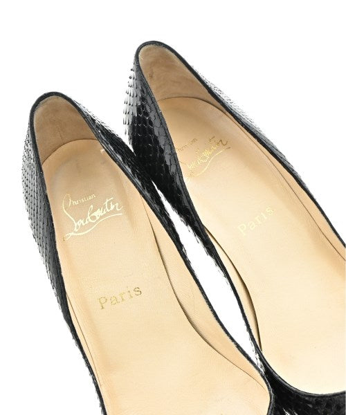 Christian Louboutin รองเท้าส้นสูง