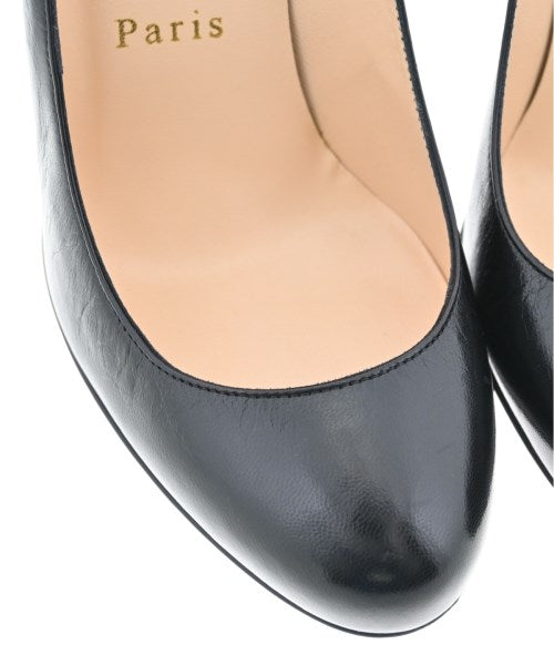 Christian Louboutin รองเท้าส้นสูง