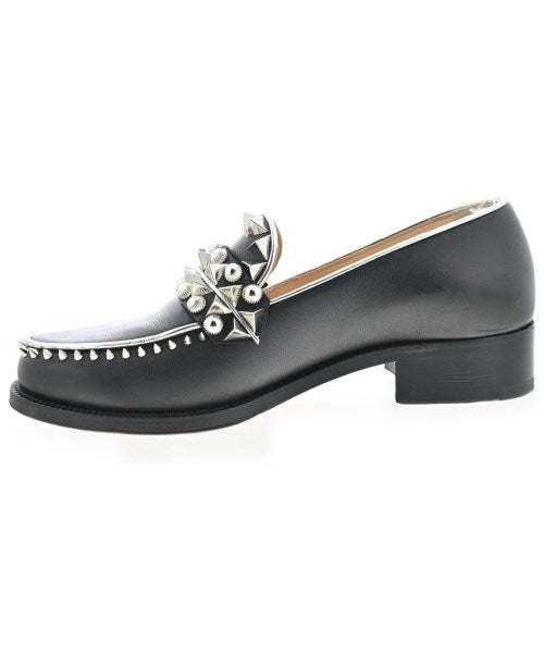 Christian Louboutin รองเท้าสวมทางการ
