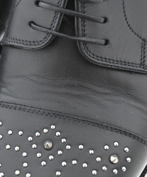 Christian Louboutin รองเท้าสวมทางการ