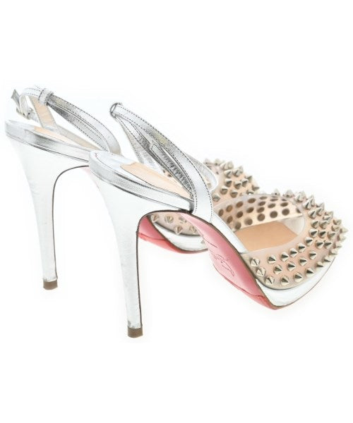 Christian Louboutin รองเท้าส้นสูง