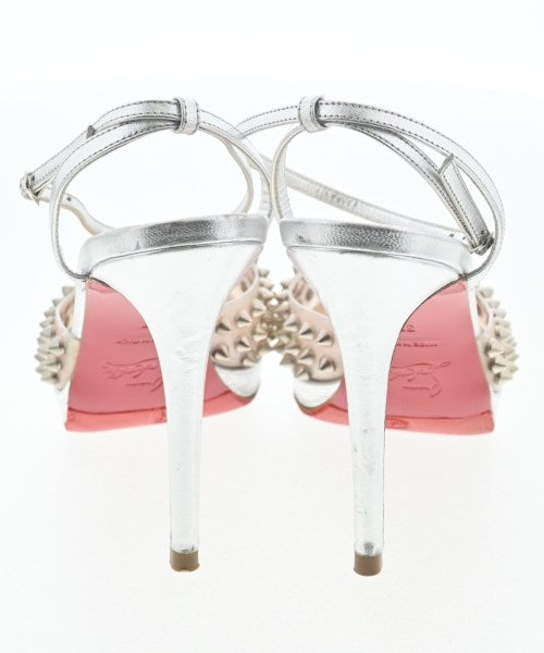 Christian Louboutin รองเท้าส้นสูง
