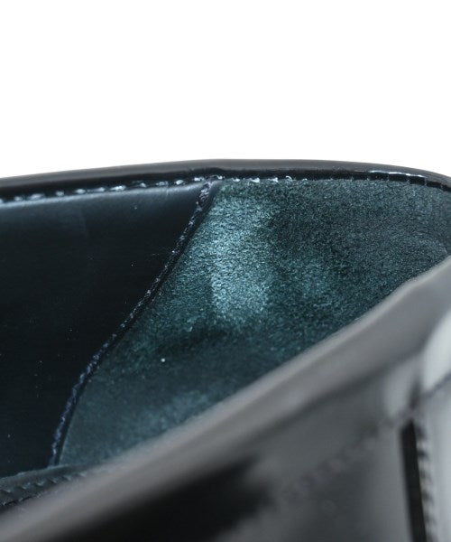 Christian Louboutin รองเท้าสวมทางการ