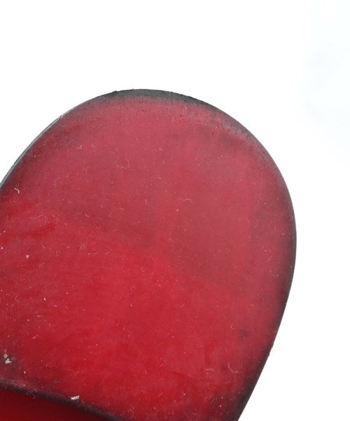 Christian Louboutin รองเท้าสวมทางการ