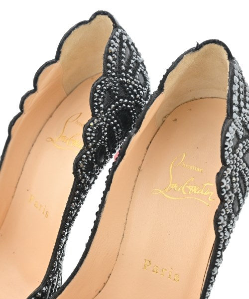 Christian Louboutin รองเท้าส้นสูง