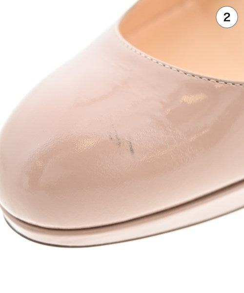 Christian Louboutin รองเท้าส้นสูง