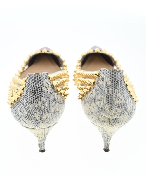 Christian Louboutin รองเท้าส้นสูง