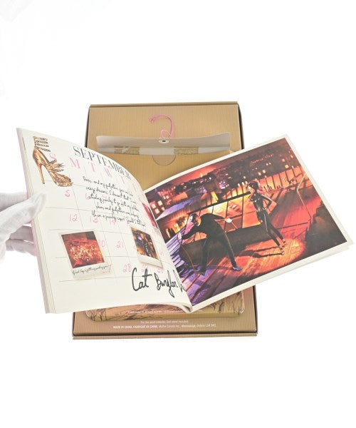 Christian Louboutin อื่นๆ