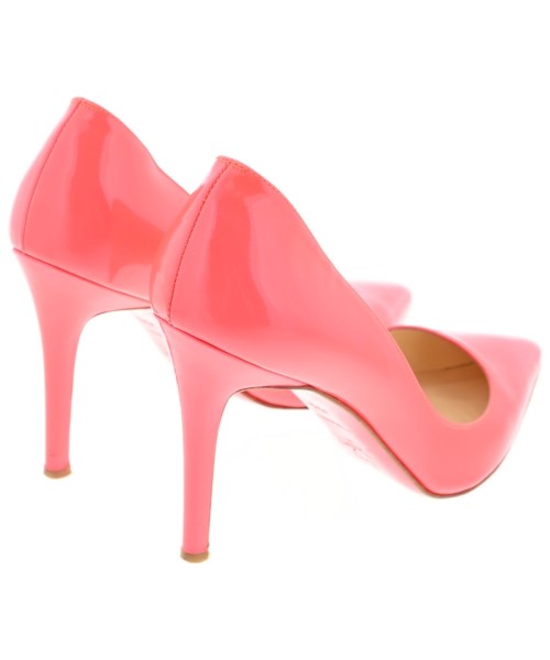 Christian Louboutin รองเท้าส้นสูง