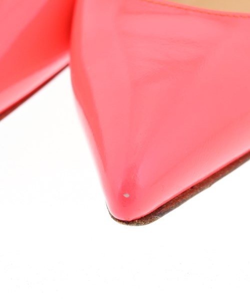 Christian Louboutin รองเท้าส้นสูง