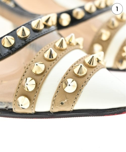 Christian Louboutin รองเท้าส้นสูง