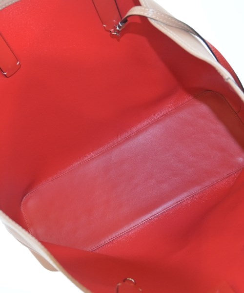 Christian Louboutin กระเป๋าถือขนาดใหญ่