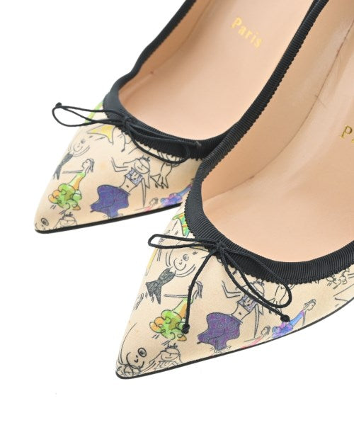 Christian Louboutin รองเท้าส้นสูง