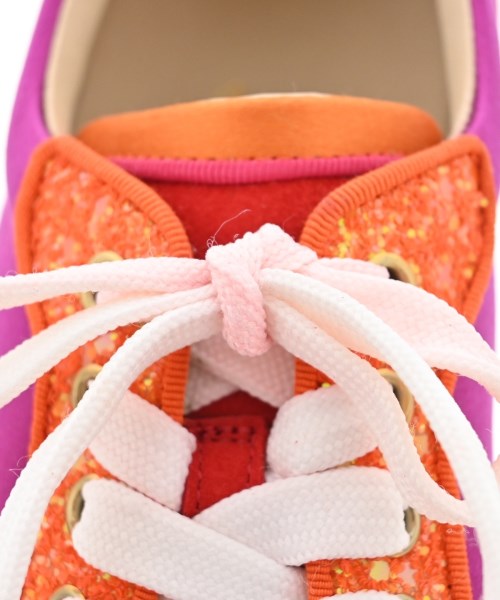 Christian Louboutin รองเท้าผ้าใบ