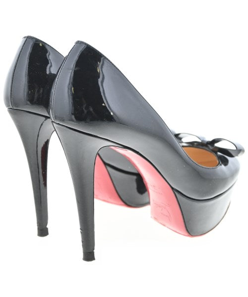 Christian Louboutin รองเท้าส้นสูง
