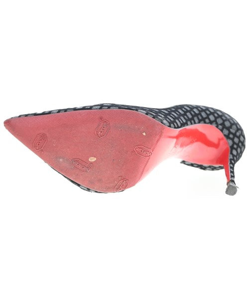 Christian Louboutin รองเท้าส้นสูง