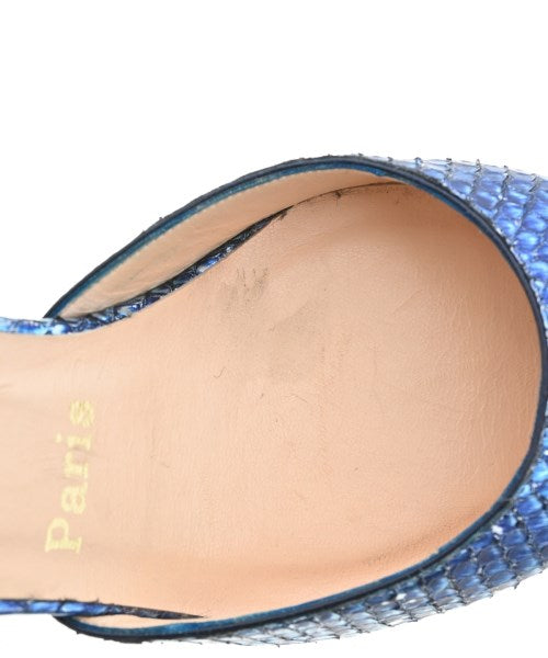 Christian Louboutin รองเท้าส้นสูง