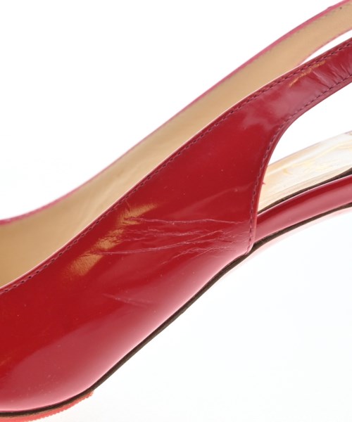 Christian Louboutin รองเท้าส้นสูง