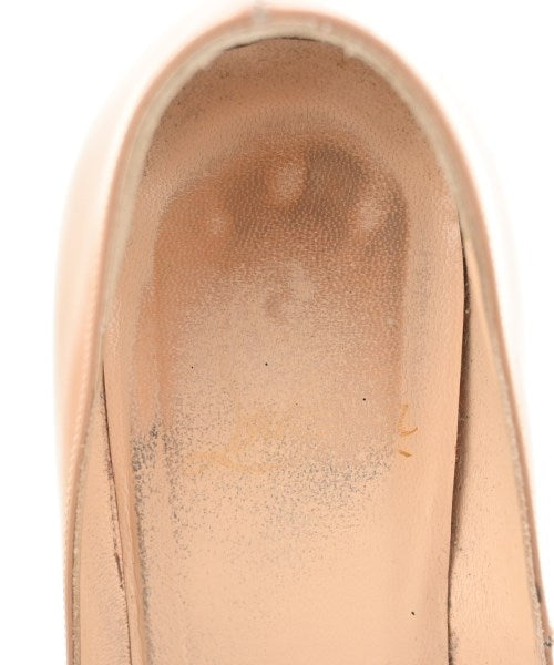 Christian Louboutin รองเท้าส้นสูง