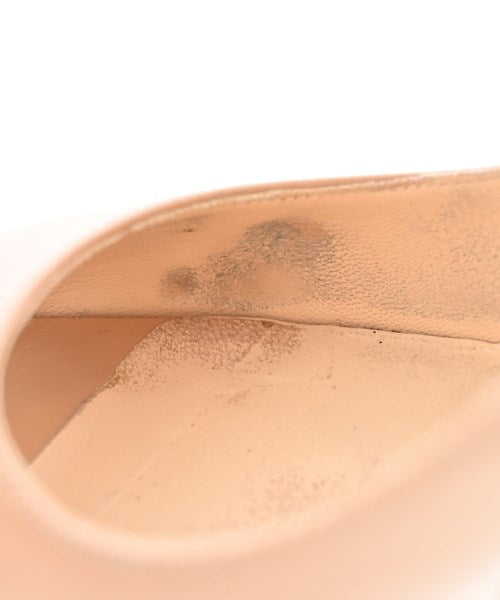 Christian Louboutin รองเท้าส้นสูง