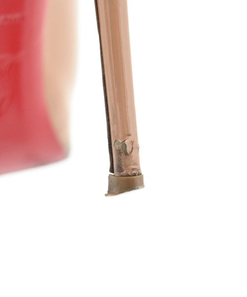 Christian Louboutin รองเท้าส้นสูง