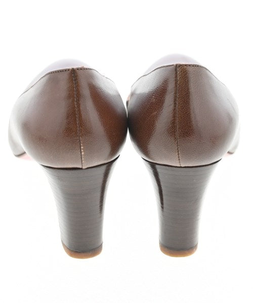 Christian Louboutin รองเท้าส้นสูง